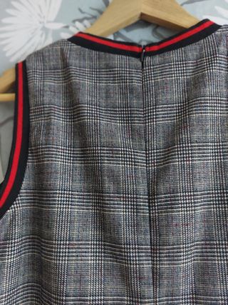 Vestido marca Molly Bracken con abalorios