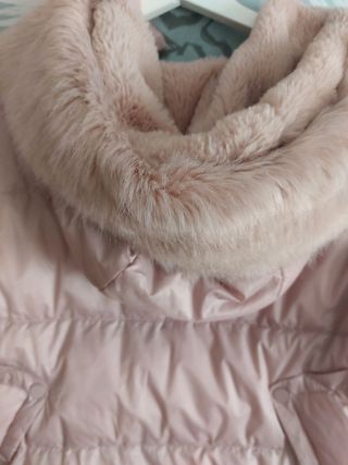 Plumas Rosa claro marca AMTIE. Talla XS