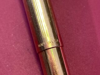 Bolígrafo Parker chapado en Oro