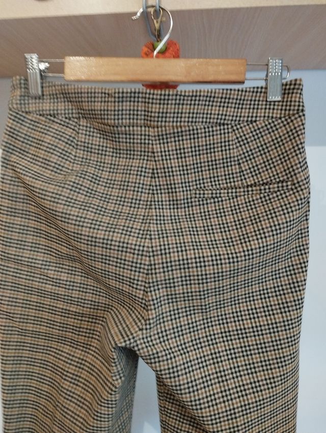 Pantalón Zara detalles