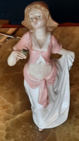 Figura porcelana