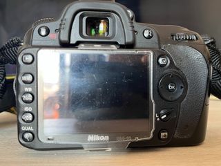 Camara reflex NIKON D-90