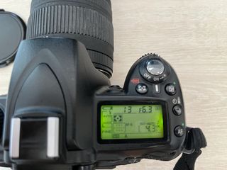 Camara reflex NIKON D-90