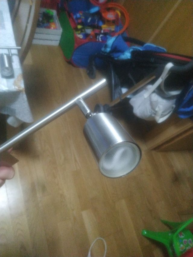 Lamparas de 2 luces y otra de 3 luces de bajo cons