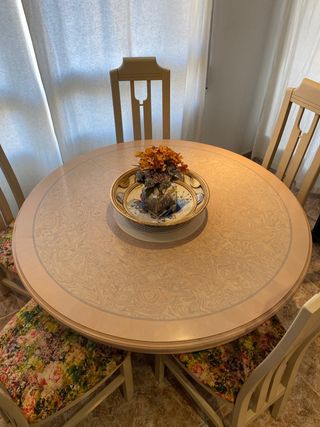 mesa y sillas de comedor vintage