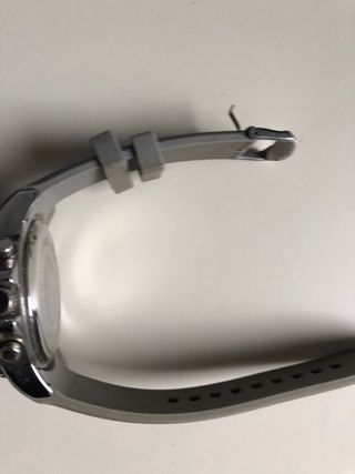 reloj pulsera Aresso sport gris