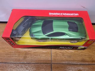 Coche teledirigido Lamborghini verde