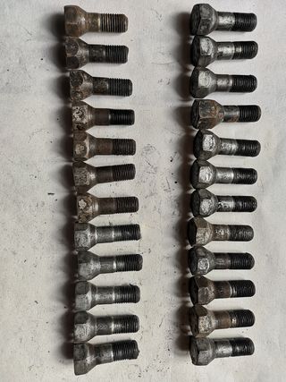 Tornillos ruedas