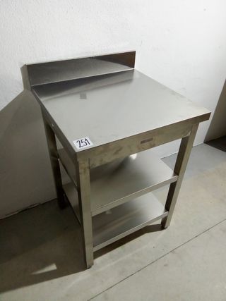 Mesa Mural con 2 Estantes INOXIDABLE