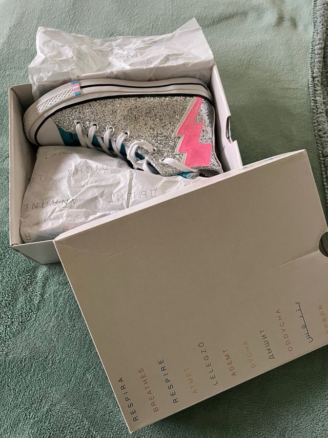 Zapatillas Converse.