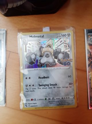 Pokemon:pins,latas,cartas,figuras,mochila,pegatina