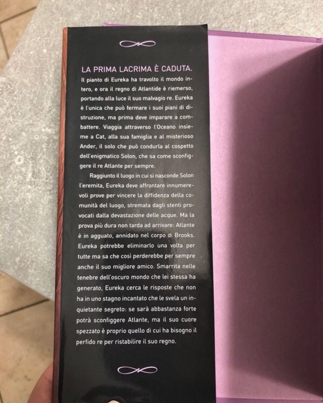 Lauren Kate Waterfall