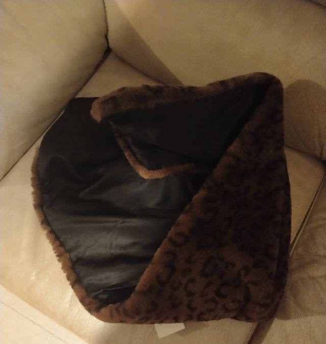 Sciarpa In Pelliccia Sintetica imbottita molto cal