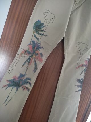 Pantalón campana beige