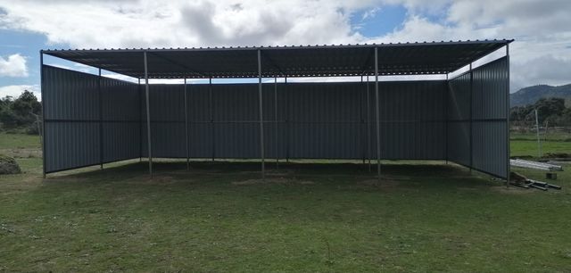 Naves, cocheras, pajares, almacen, etc..