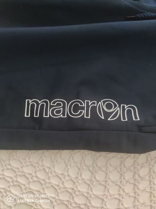 Pantalone sportivo blù marchio Macron