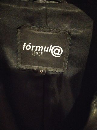 Chaqueta de piel negra