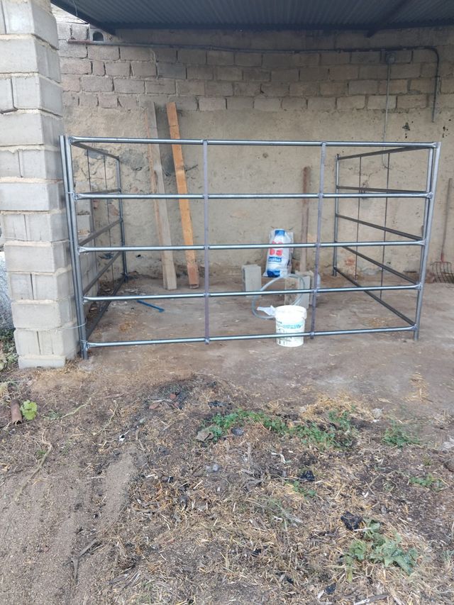 Cancillones o cancelas para caballos, vacas...