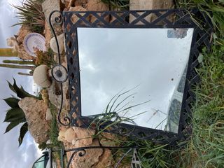 Mueble de entrada con espejo de hierro