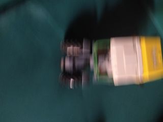 Lote 2 reproducciónes maquinas de metal,