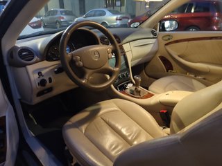 Mercedes-Benz  CLK 2005