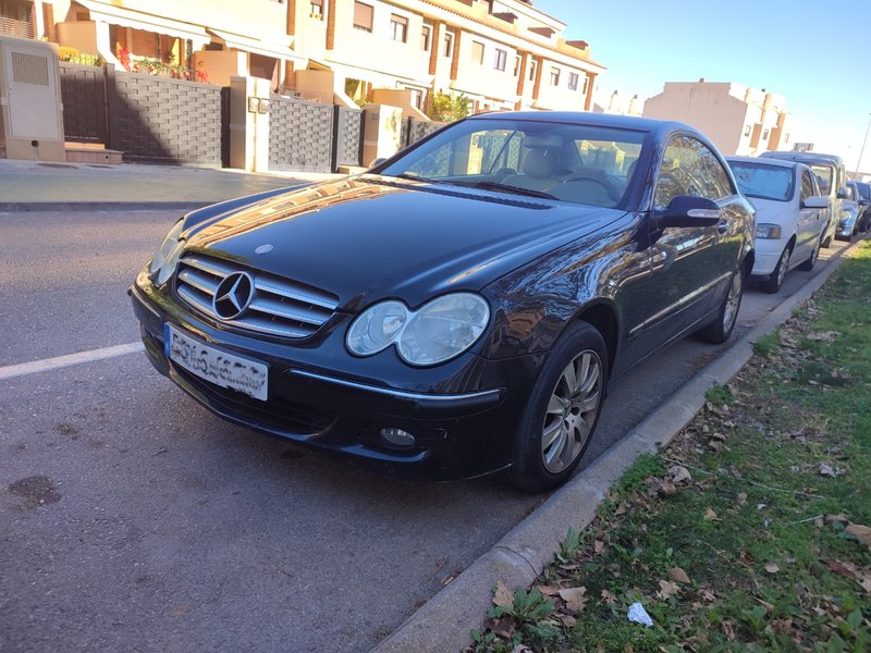 Mercedes-Benz  CLK 2005 - foto 1