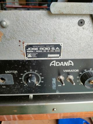 Maquina de termorelieve.