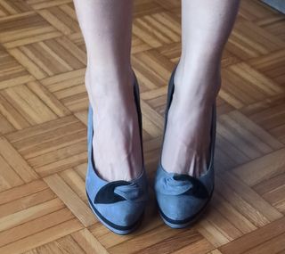 Scarpe con tacchi alti