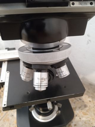 Microscopi Nikon Japan