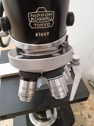 Microscopi Nikon Japan