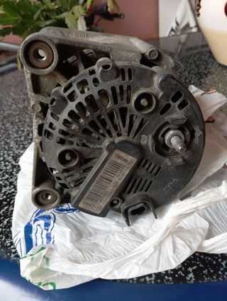 Alternador Valeo Renault clio II