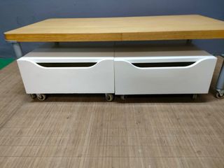 Mueble TV / mesa de centro Journalist Ikea