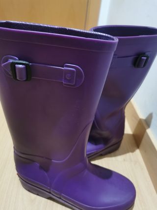 Botas moradas lluvia. Talla 37.