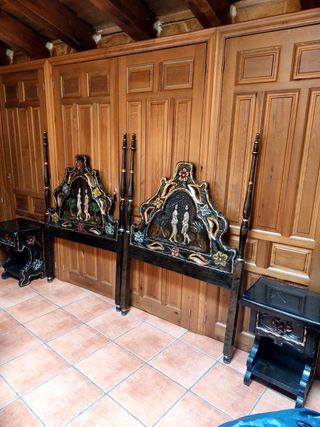 cabeceros pino labrado pintado a mano