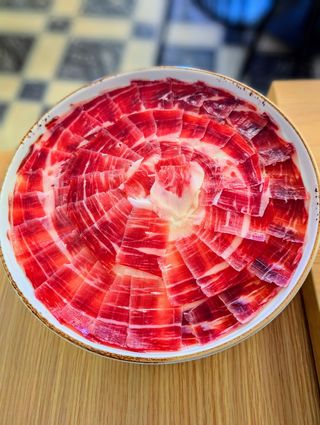 Cortador jamón profesional.