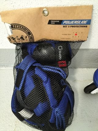 Patines en linea, protecciones y casco