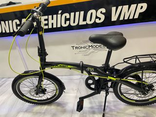 Taller de patinetes electrónicos