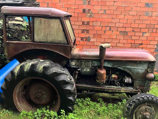 Tractor Barreiros R500