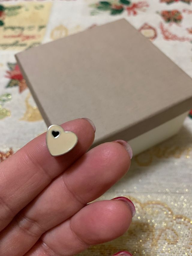 Ciondoli Pandora 20 euro cadauno