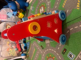 Correpasillos de madera