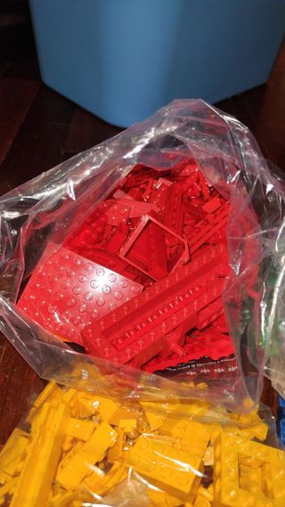 LEGO Gialli, Rossi, Verdi e Blu