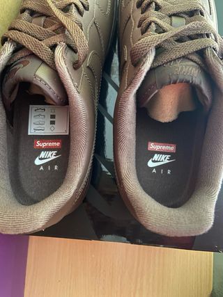 Nike Air force x supreme marrones