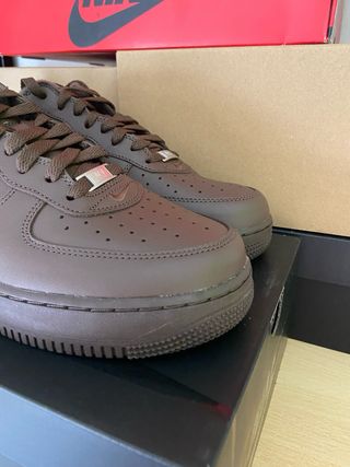 Nike Air force x supreme marrones