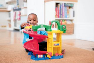 1/5A garaje Fischer LITLE PEOPLE