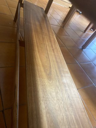 Banco largo de madera de acacia