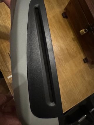 Pantalla techo coche. Marca Corvy MT1020HD