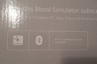 Rodillo smart Bkool de ciclismo