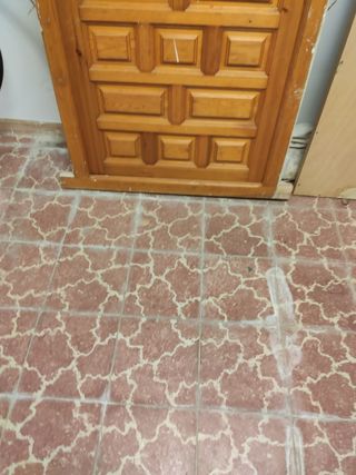 Puerta madera maciza. 80x200 cm