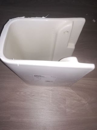 DOS LAVABOS SUSPENDIDOS, NUEVOS SIN ESTRENAR