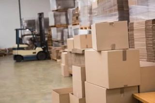 Mudanzas, vaciado de naves, montaje de muebles.